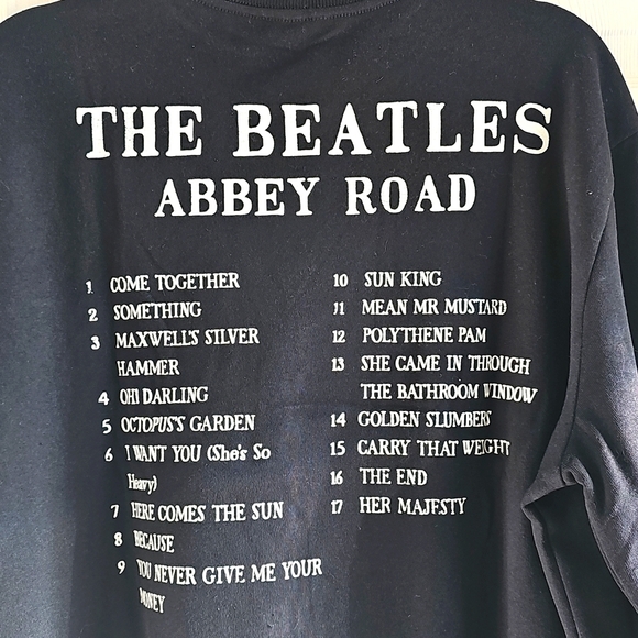 NWT Hybrid The Beatles Abbey Road Album Songs  Black Crewneck Sweater L - Picture 9 of 15